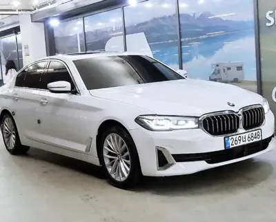 BMW 5-Series · 2021 год