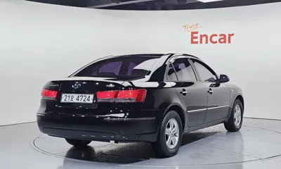 Hyundai Sonata 2009, 127677 км, за 1645.19 USD