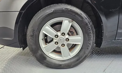 Hyundai Sonata 2009, 127677 км, за 1645.19 USD