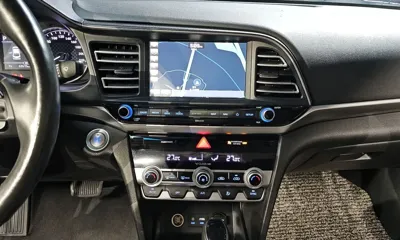 Hyundai Avante 2020, 62615 км, за 8391.15 USD - фото 17