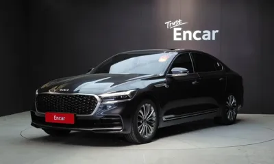 Kia K9 · 2022 год