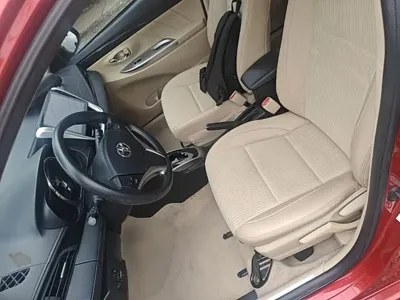 Toyota Yaris L 2016, 61600 км, за 4464.33 USD - фото 15