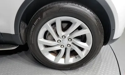 Land Rover Discovery 2019, 70420 км, за 20356.01 USD