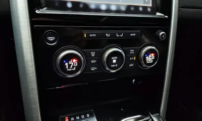 Land Rover Discovery 2019, 70420 км, за 20356.01 USD - фото 18