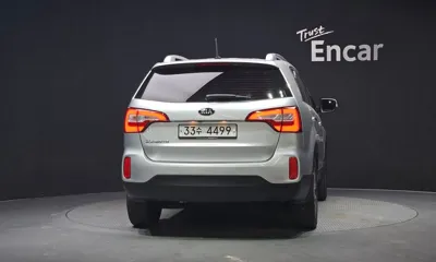 Kia Sorento 2014, 139070 км, за 5399.43 USD