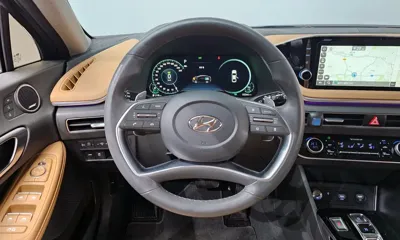 Hyundai Sonata 2022, 53366 км, за 15989.43 USD - фото 13