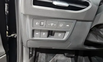 Hyundai Sonata 2022, 53366 км, за 15989.43 USD - фото 17