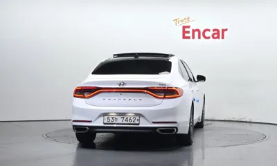 Hyundai Grandeur 2019, 172912 км, за 9761.02 USD