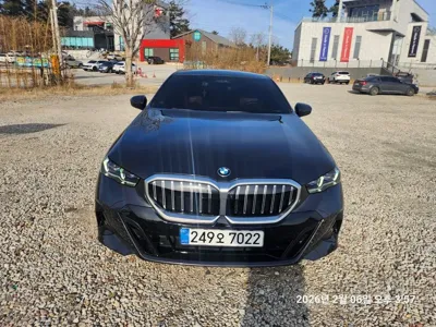 BMW 5-Series 2024, 18000 км, за 39107.51 USD