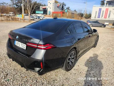 BMW 5-Series 2024, 18000 км, за 39107.51 USD - фото 6