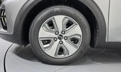 Kia Niro 2020, 63009 км, за 11421.82 USD