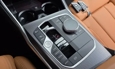 BMW 3-Series 2024, 35013 км, за 27504.27 USD - фото 9