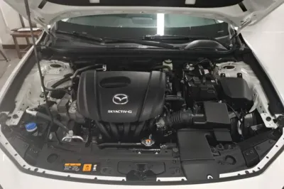 Mazda Mazda 3 Axela 2020, 66200 км, за 9663 USD - фото 24