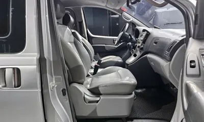 Hyundai Starex 2014, 135502 км, за 7094.06 USD - фото 11