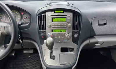 Hyundai Starex 2014, 135502 км, за 7094.06 USD - фото 17