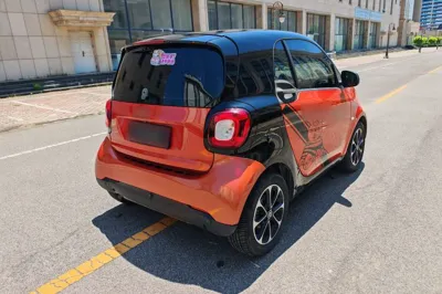 Smart Fortwo 2015, 131700 км, за 8286 USD