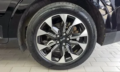 Kia Canival 2021, 80949 км, за 13062.89 USD