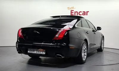 Jaguar XJ 2013, 143046 км, за 5451.92 USD