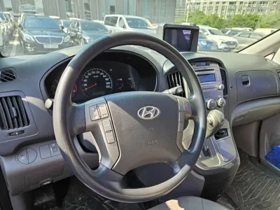 Hyundai Starex 2014, 194300 км, за 2983.81 USD - фото 7