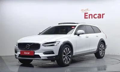 Volvo V90 · 2021 год