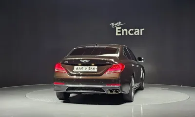 Genesis G70