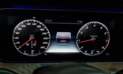 Mercedes-Benz E-Class 2019, 90857 км, за 17669.46 USD - фото 8