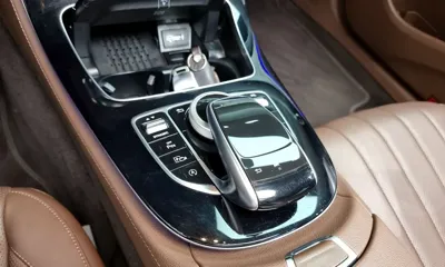 Mercedes-Benz E-Class 2019, 90857 км, за 17669.46 USD - фото 19