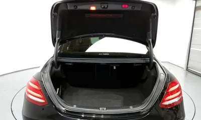 Mercedes-Benz E-Class 2019, 90857 км, за 17669.46 USD - фото 20