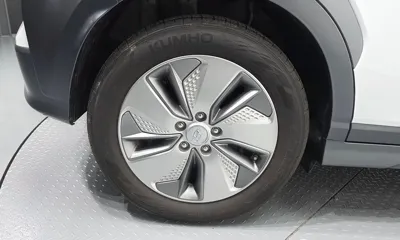 Hyundai Kona 2020, 101528 км, за 13935.01 USD - фото 21