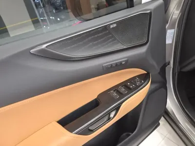 Lexus NX 2024, 49638 км, за 38762.24 USD - фото 10