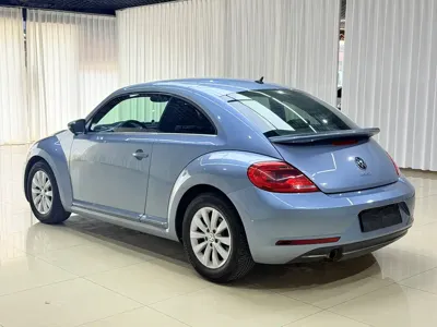 Volkswagen Beetle 2019, 50000 км, за 11389.38 USD