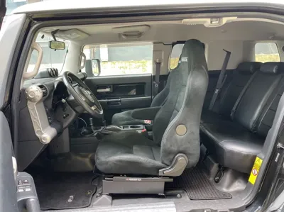 Toyota FJ Cruiser 2008, 72420 км, за 24697.84 USD - фото 7