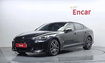 Kia Stinger · 2022 год