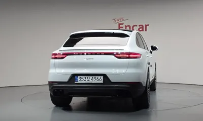 Porsche Cayenne 2023, 16564 км, за 76672.45 USD
