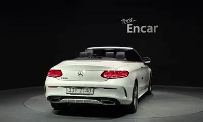 Mercedes-Benz C-Class 2018, 65991 км, за 17421.82 USD