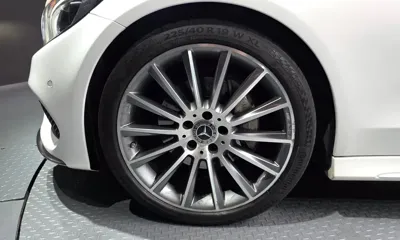 Mercedes-Benz C-Class 2018, 65991 км, за 17421.82 USD