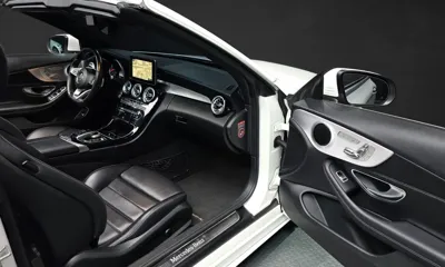 Mercedes-Benz C-Class 2018, 65991 км, за 17421.82 USD - фото 26