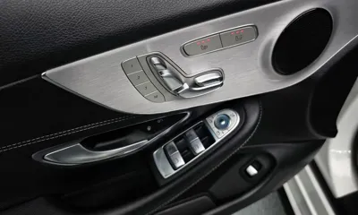 Mercedes-Benz C-Class 2018, 65991 км, за 17421.82 USD - фото 28
