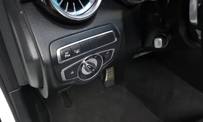 Mercedes-Benz C-Class 2018, 65991 км, за 17421.82 USD - фото 31