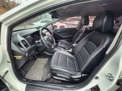 Kia K3 2015, 151591 км, за 3607.88 USD - фото 8