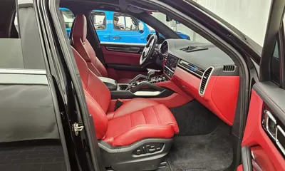Porsche Cayenne 2023, 23940 км, за 86026.42 USD - фото 11