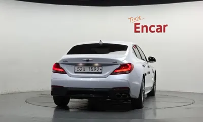 Genesis G70 2018, 98836 км, за 10906.94 USD