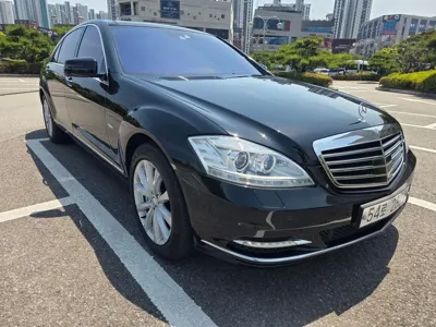 Mercedes-Benz S-Class 2011, 91436 км, за 8775.92 USD