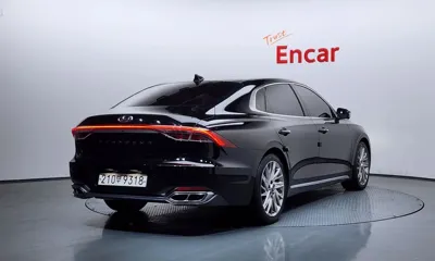 Hyundai Grandeur 2020, 190618 км, за 10158.23 USD
