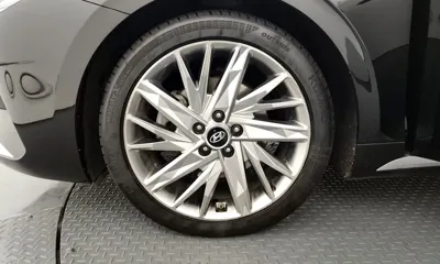 Hyundai Grandeur 2020, 190618 км, за 10158.23 USD
