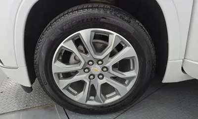 ChevroletGMDaewoo Traverse 2020, 81845 км, за 12465.54 USD