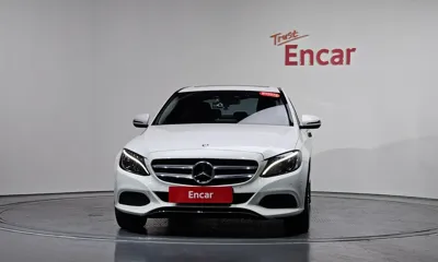 Mercedes-Benz C-Class 2016, 90429 км, за 8609.26 USD