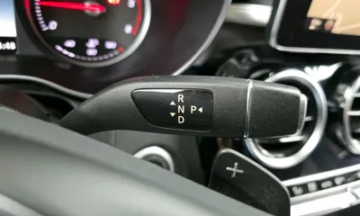 Mercedes-Benz C-Class 2016, 90429 км, за 8609.26 USD - фото 9