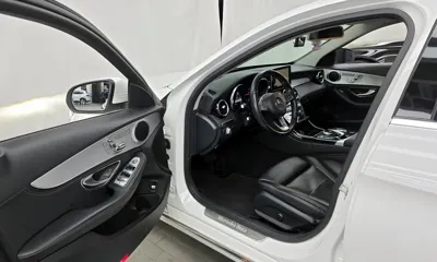 Mercedes-Benz C-Class 2016, 90429 км, за 8609.26 USD - фото 10