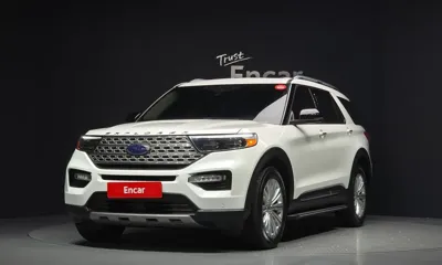 Ford Explorer · 2022 год